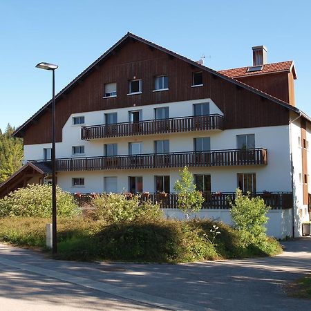 La Roche Du Tresor Village Vacances Longevilles-Mont-d'Or Bagian luar foto