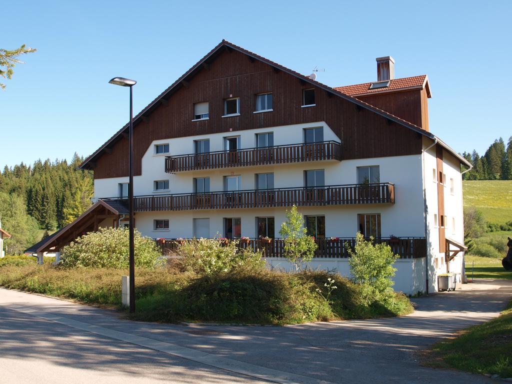 La Roche Du Tresor Village Vacances Longevilles-Mont-d'Or Bagian luar foto